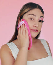 Load image into Gallery viewer, Makeup Eraser Pink Mini Pro