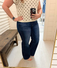 Load image into Gallery viewer, Risen Mid Rise Crop Straight Clean Cut Jeans