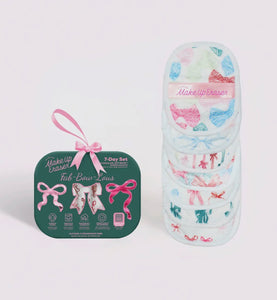 Fab-Bow-Lou’s Makeup Eraser