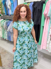 Load image into Gallery viewer, Emerald Breeze Midi Dress