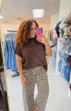 Load image into Gallery viewer, Vervet Olivia Animal Wide Leg Crop Jeans
