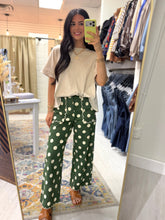 Load image into Gallery viewer, Spot On Scallop Pants