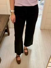 Load image into Gallery viewer, Vervet Olivia Black Wide Leg Crop Jeans