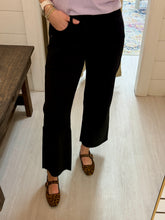 Load image into Gallery viewer, Vervet Olivia Black Wide Leg Crop Jeans