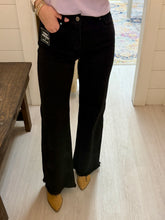 Load image into Gallery viewer, Risen high Rise Wide Leg Black Jeans